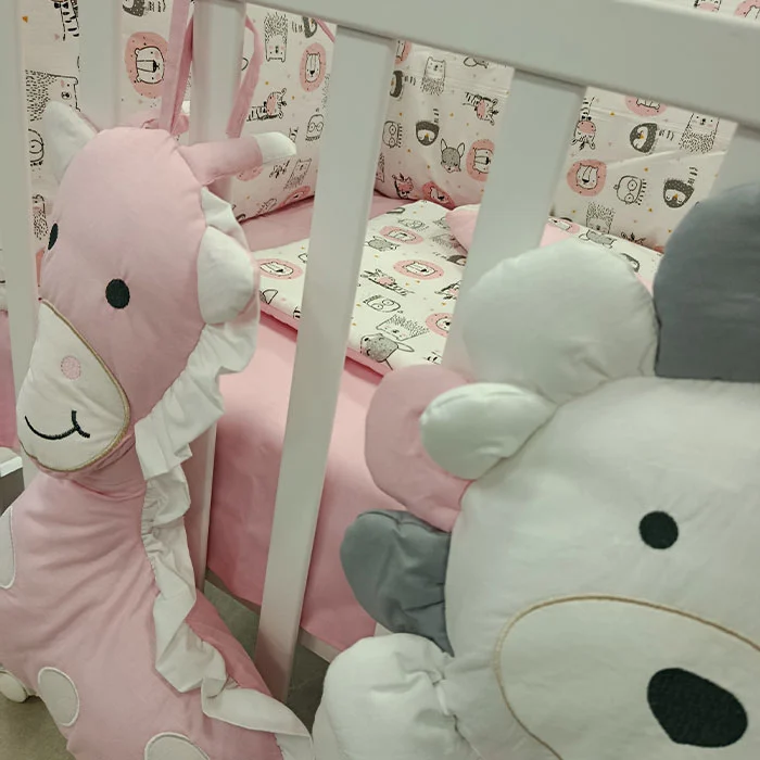 Posteljina za krevetac Ready Džungla roze bela